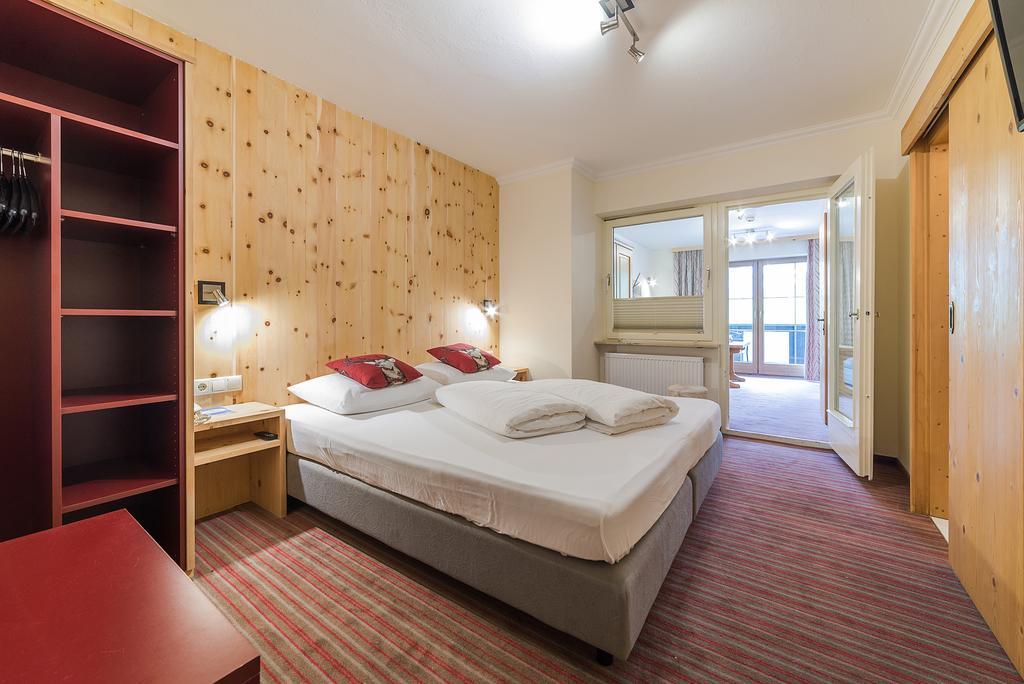Wohlfuehlhotel Schiestl フューゲン エクステリア 写真