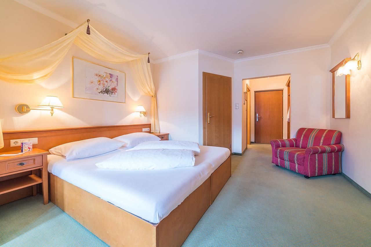 Wohlfuehlhotel Schiestl フューゲン エクステリア 写真